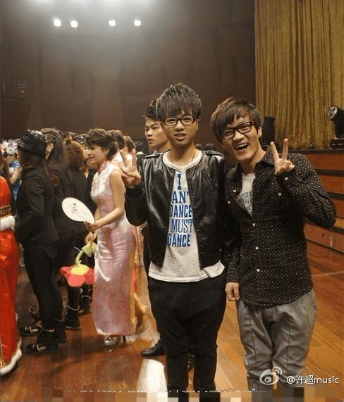 为什么华晨宇植发效果好,华晨宇植发图片是真的吗