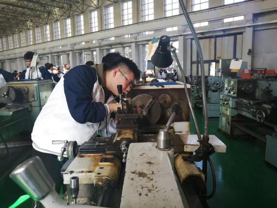 东北宿舍很漂亮的大学,东北大学豪华宿舍