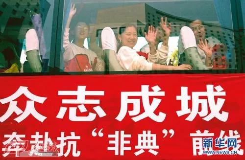 张国荣死亡档案纪实,张国荣去世梅艳芳的表现