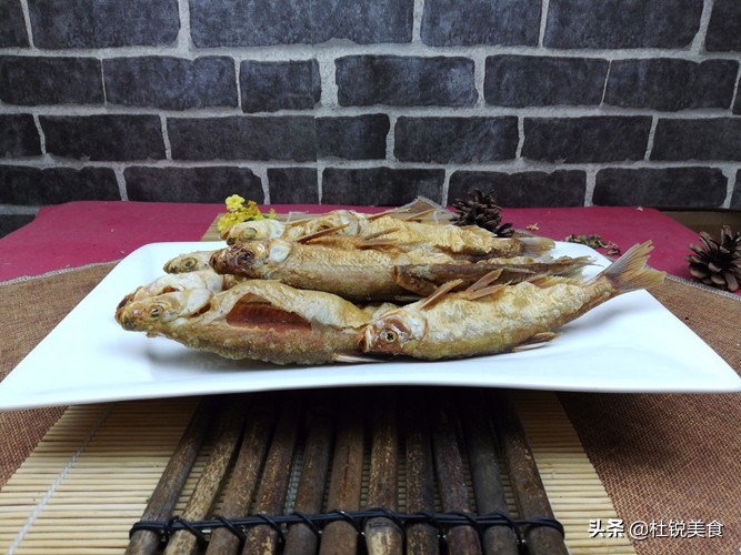 淡水鱼去腥最好方法,淡水鱼怎么腌不腥