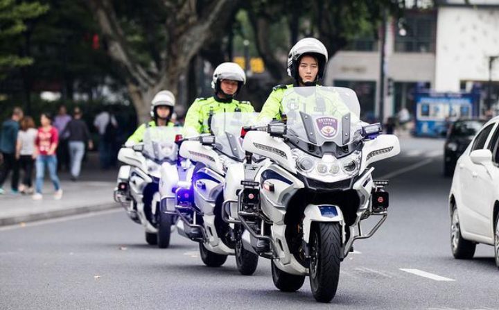 忘带驾驶证被交警查到了怎么办,忘带驾照交警怎么处理