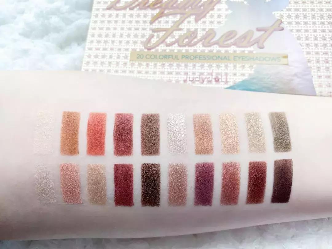 venusmarble九色眼影测评,橘朵的单色眼影新版和旧版对比