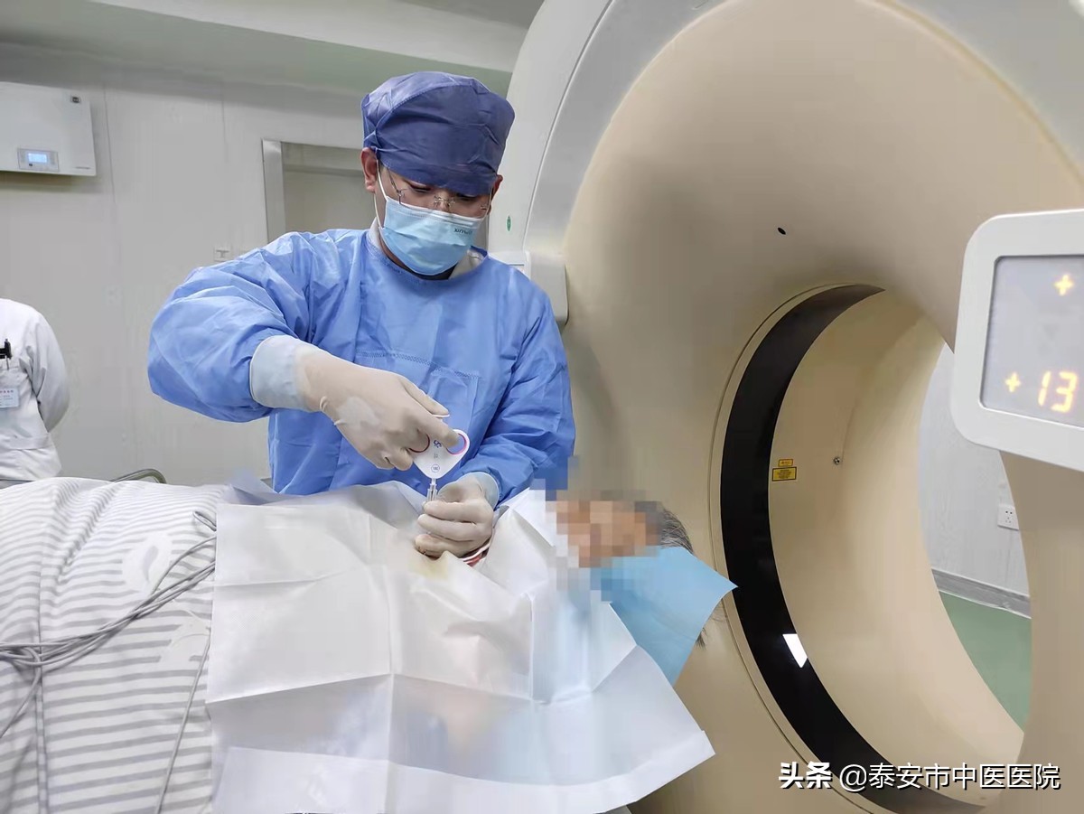 *安泰**市中医医院肺病一科成功开展CT引导下经皮肺穿刺活检术