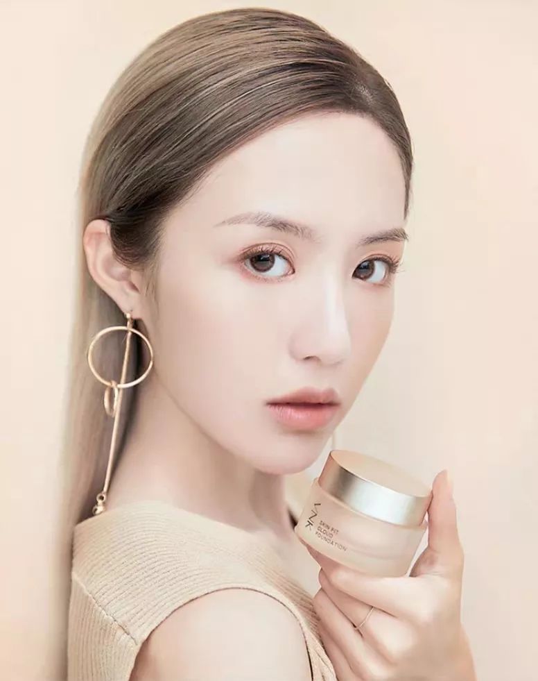 贫民窟彩妆10元以下粉底,超低价彩妆推荐