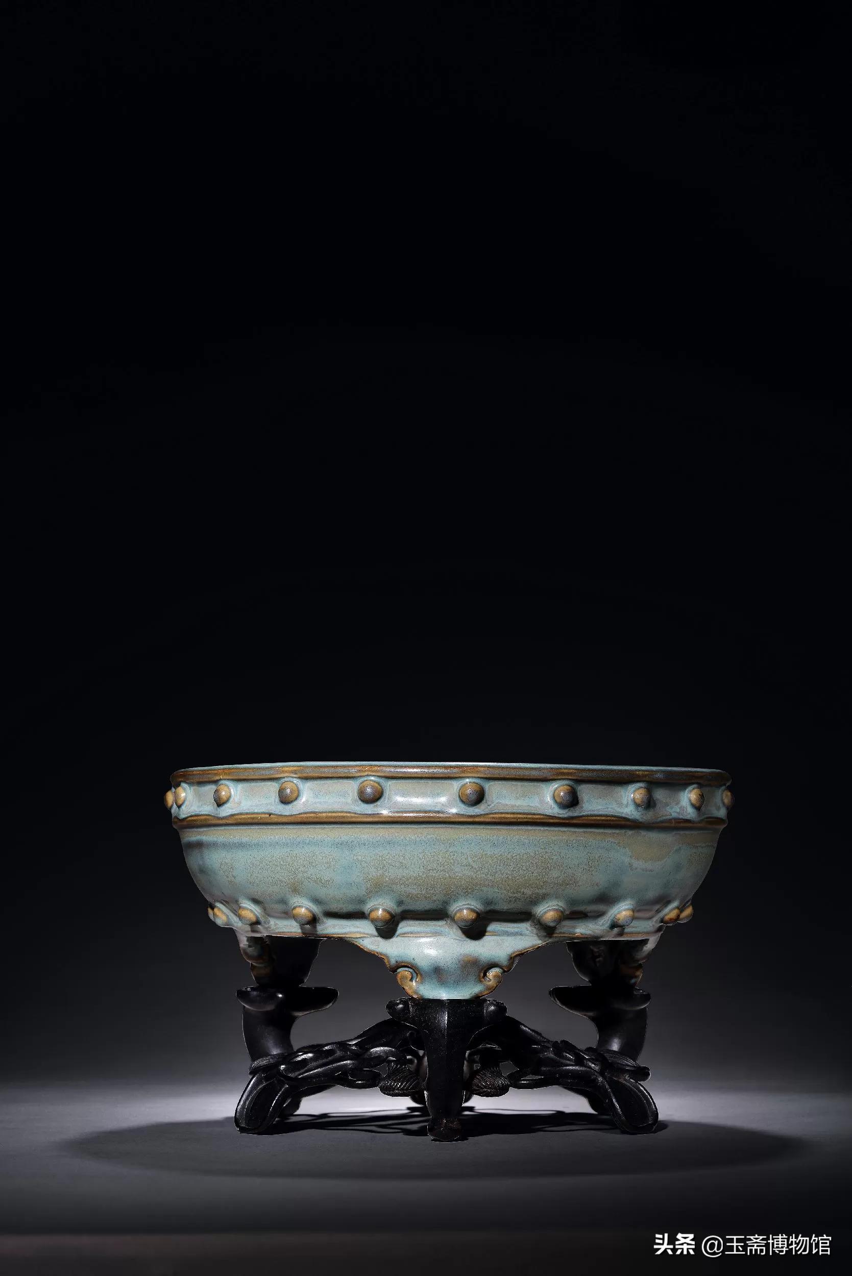 纵有家财万贯不及钧窑一片下一句,纵有万贯家财不如汝瓷一片来历