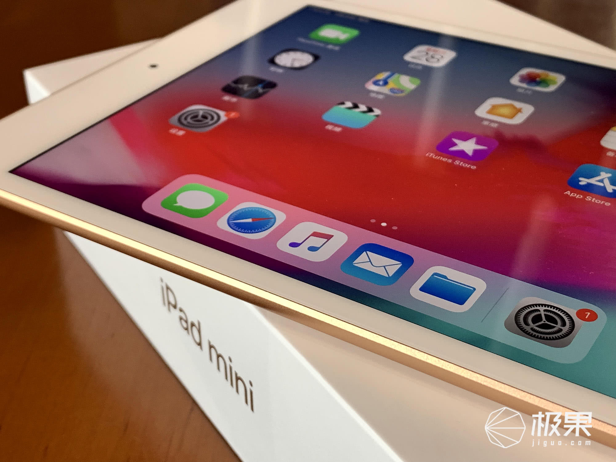 ipadmini图片编辑,ipadmini最新款12.9寸全面屏