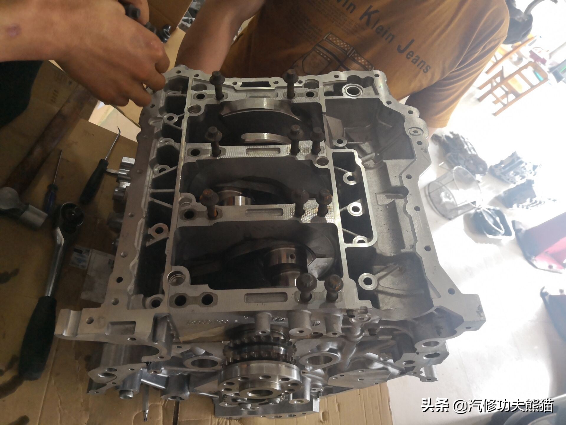 老款奥迪a6l烧机油的车型,最新款奥迪a6l质量怎么样烧机油吗