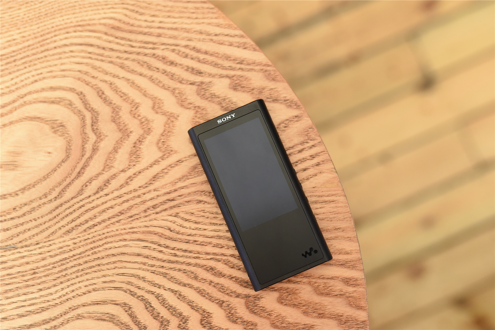 索尼nw-zx300a怎么导入歌词和图片,索尼nw-zx300a如何用作车载播放器