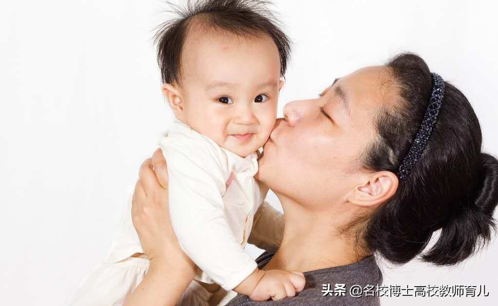 小宝早产在医院一个月母乳不够,早产宝宝病危通知
