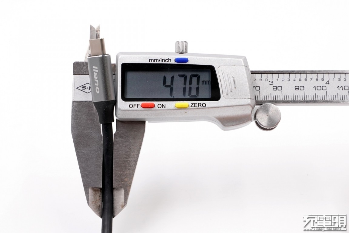 绿巨能22.5瓦充电器,绿巨能18w移动电源评测