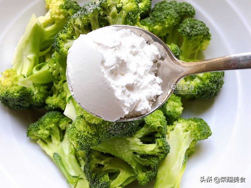 西兰花怎么清洗去小虫,西兰花怎么清洗不会掉那么多花