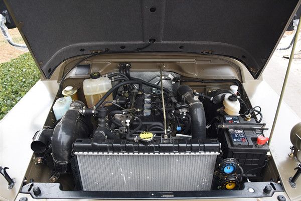 汽车界的活化石,北京汽车制造厂BJ212图片