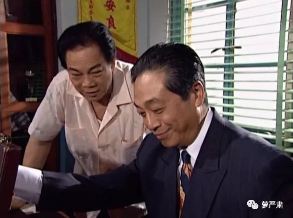 体面尊严,体面而有尊严地活着