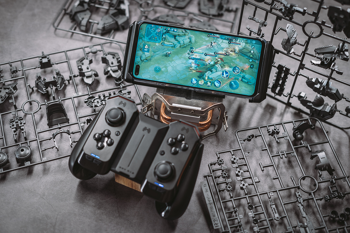 王者荣耀超强压枪,王者荣耀外设神器自动连招测试