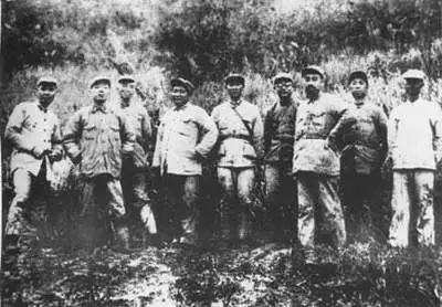 毛*东泽**与周恩来的双星定位