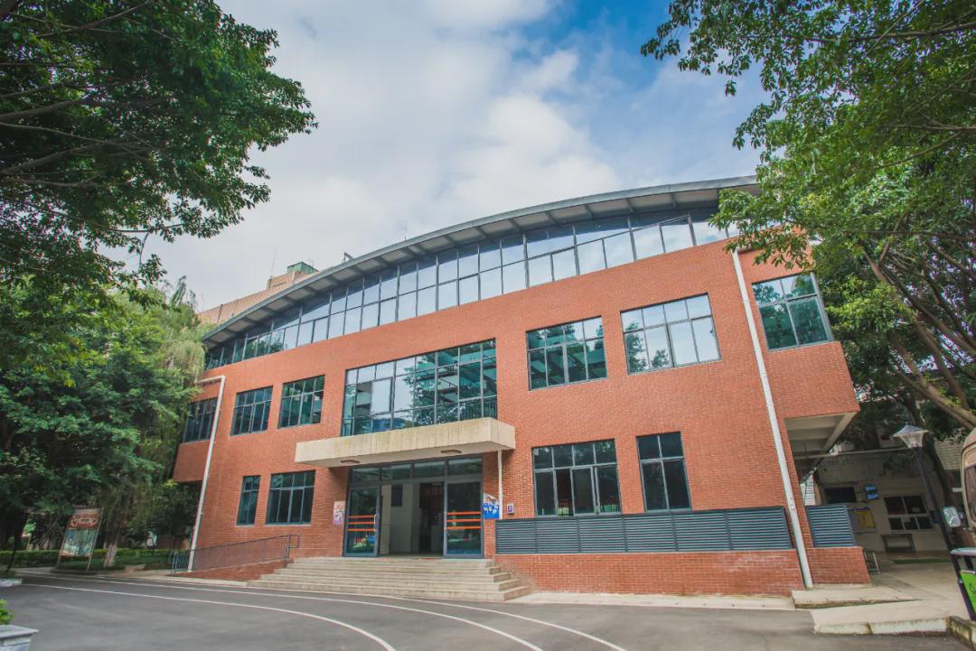 成都佳兴外国语学校五年级,成都佳兴外国语学校招生电话