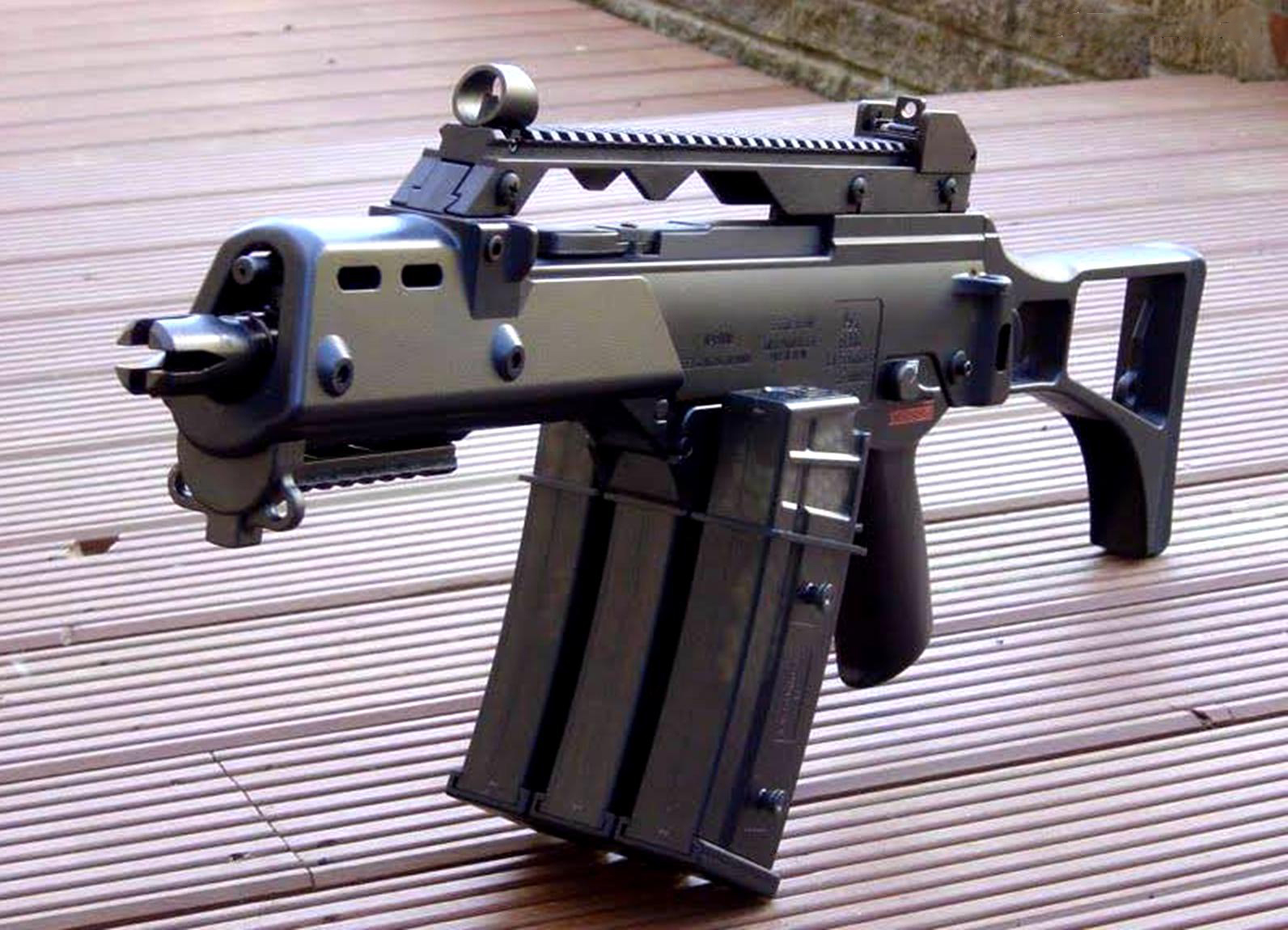 “墨西哥帮派”的30种*器武**，就连重狙和RPG都有