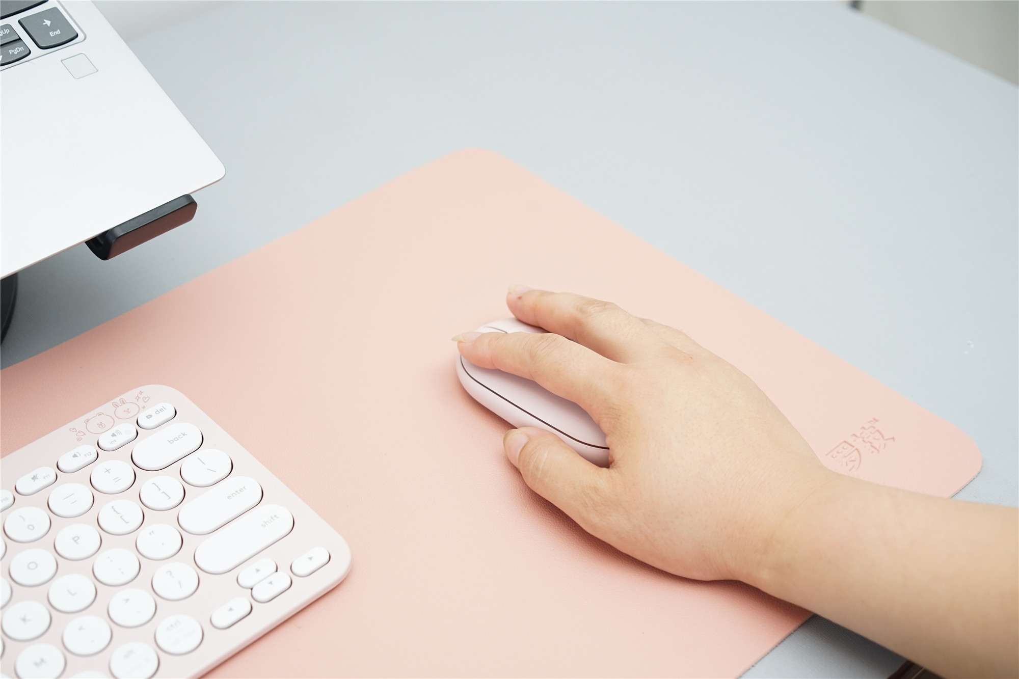 罗技linefriends测评,谁还没年轻活泼漂亮过