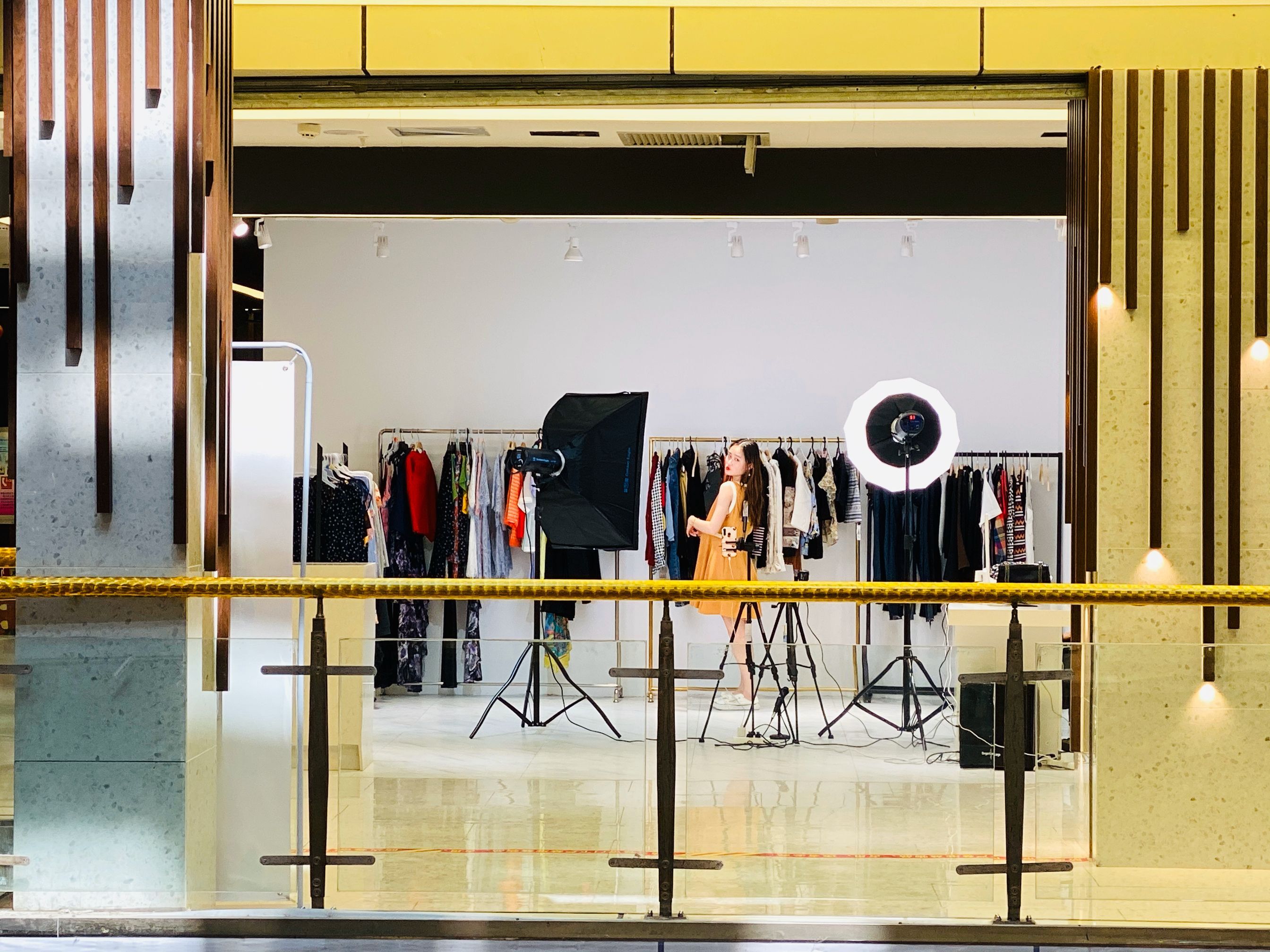 合肥最大的服装批发市场,合肥最大的服装批发厂