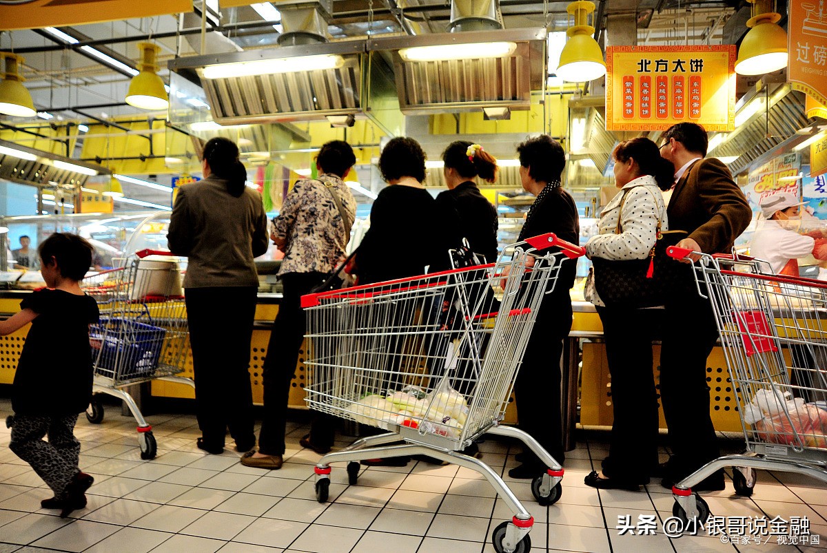 信用卡怎么申请额度或者备用金,信用卡怎么使用额度升得快