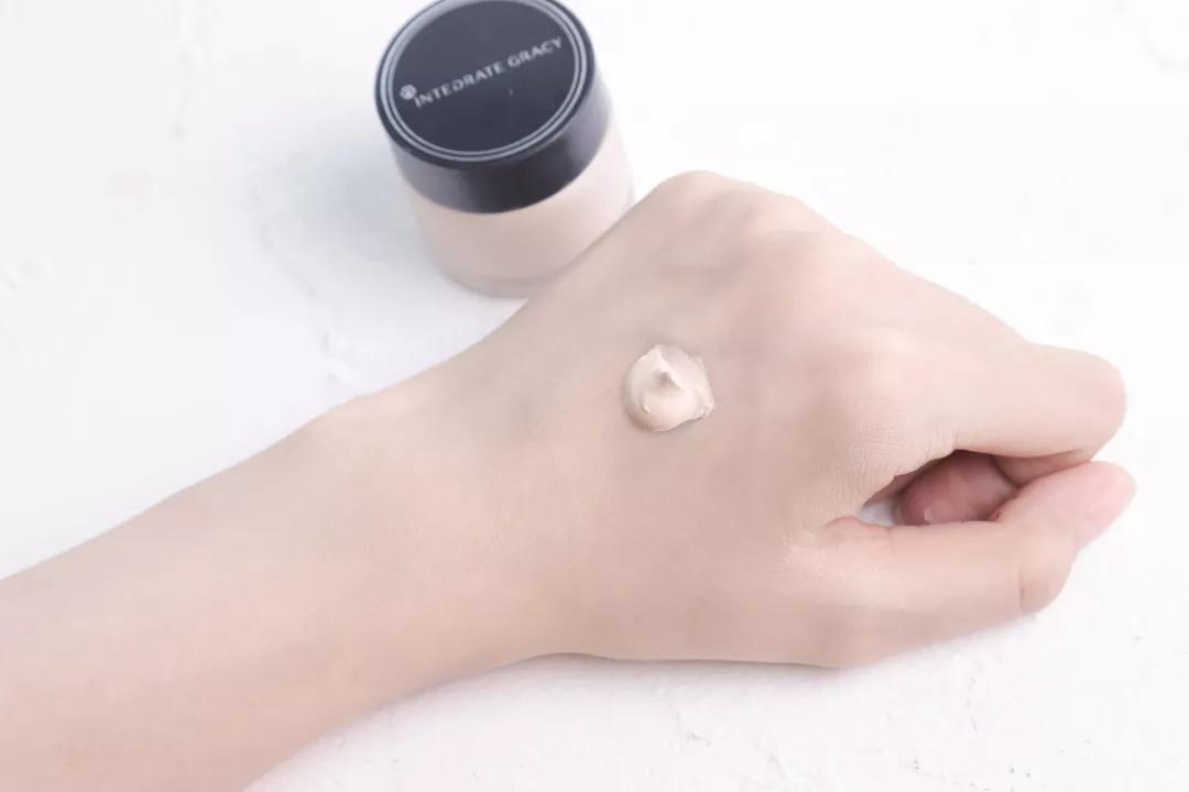 化妆粉底液选错肤质,化妆粉底液选错了