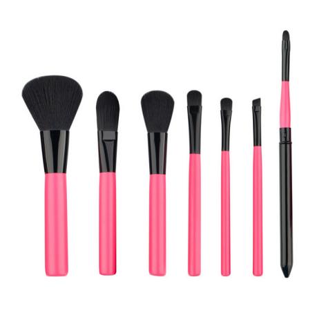 彩妆工具推荐新手女士用哪款,新手小白彩妆必备品套装