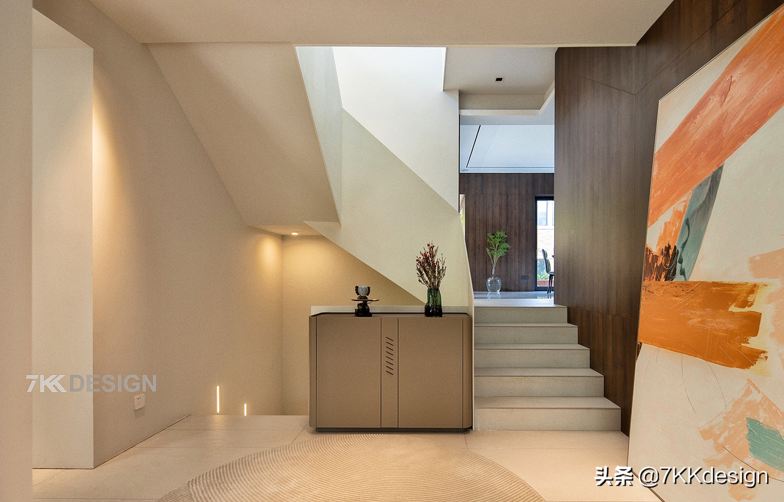 海边联排别墅小院实景现代轻奢,独栋带院子的小别墅年代感