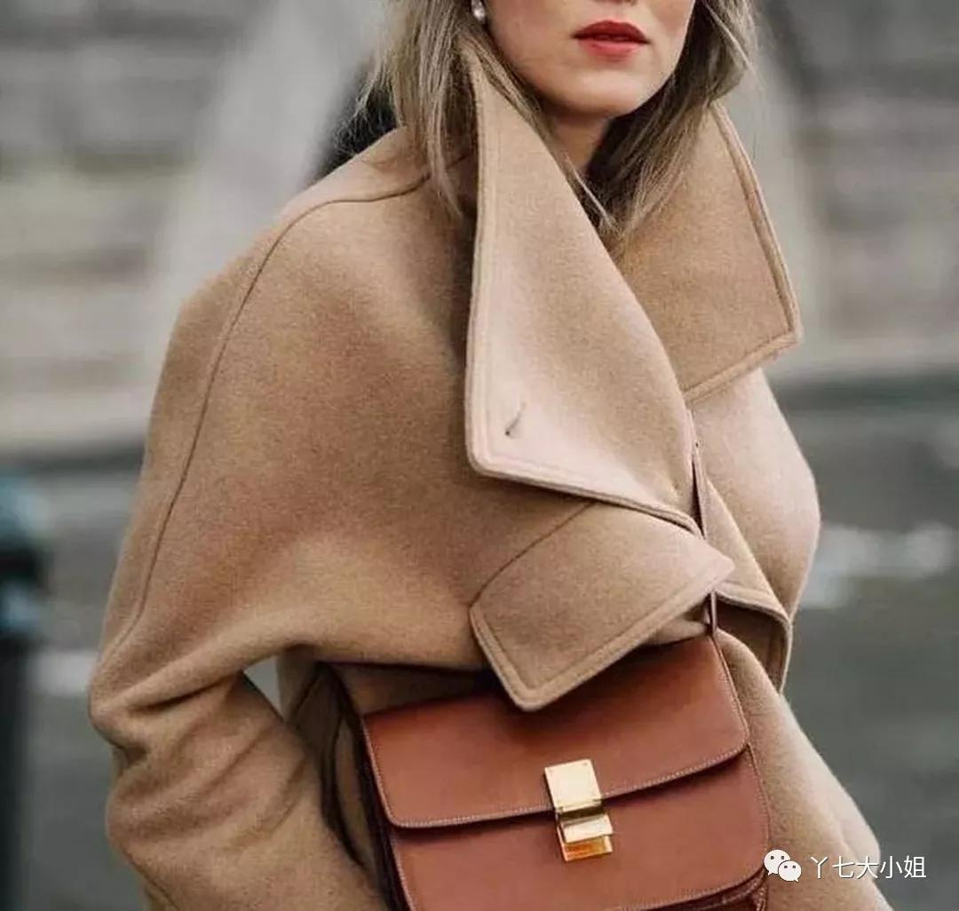 秋冬一定要穿出时髦贵气感,今年秋冬最时髦的颜色搭配