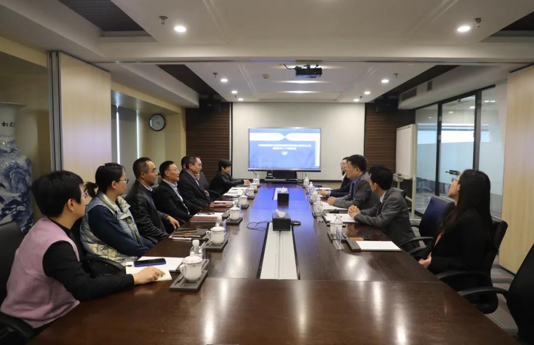 精诚合作携手共赢与时俱进,精诚合作互利共赢一起成长