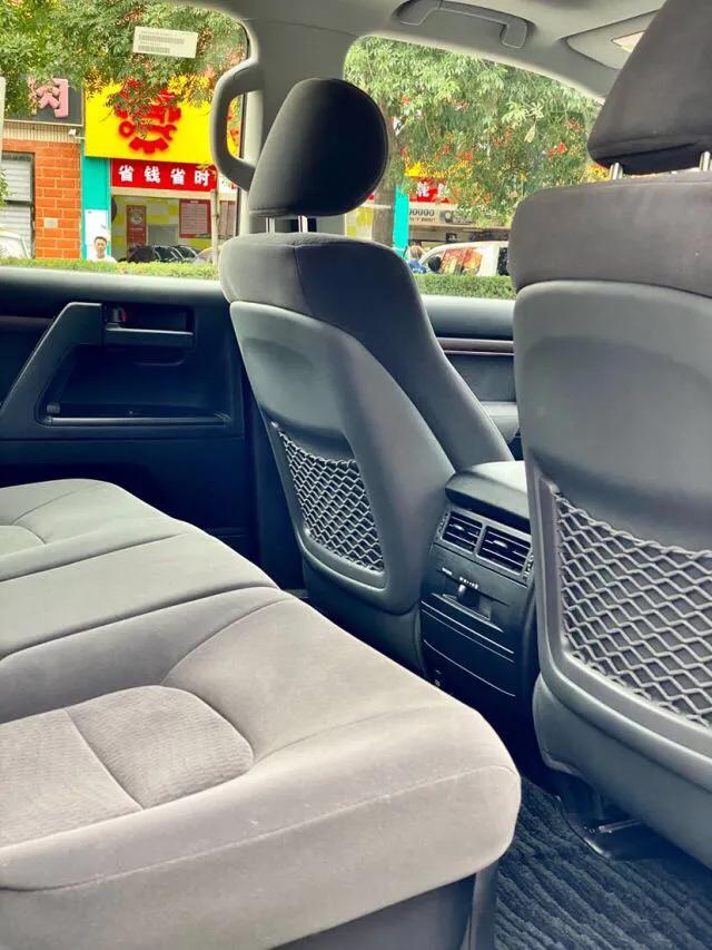 陆巡4600和5700有哪些优缺点,2019款陆巡中东版4600价格表