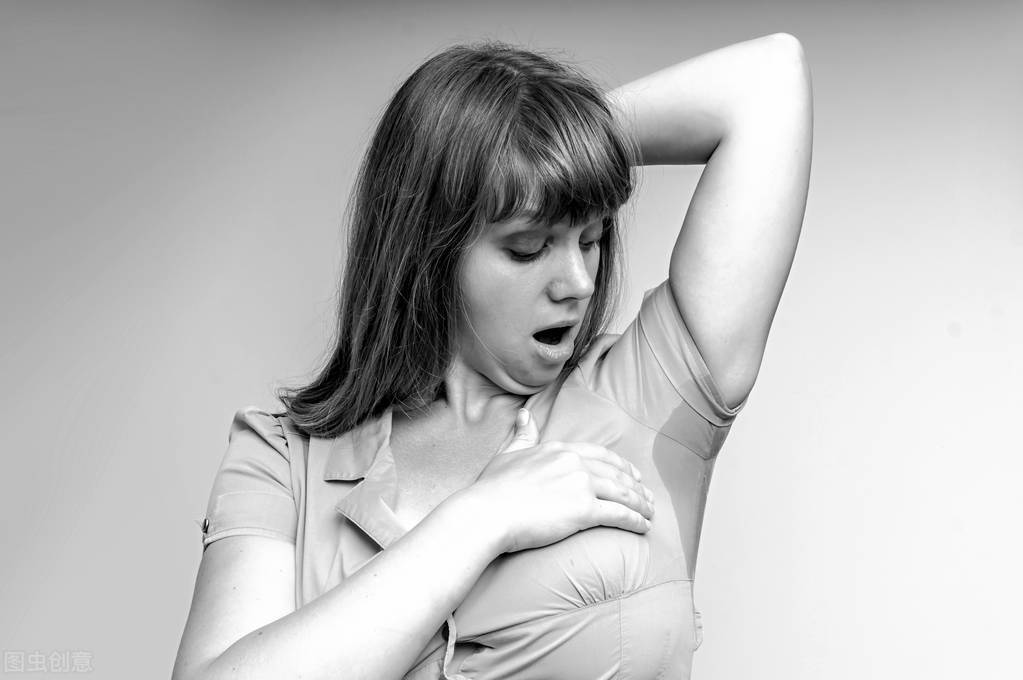 一边身出汗一边身不出汗什么原因,上半身出汗和头上出汗是什么原因