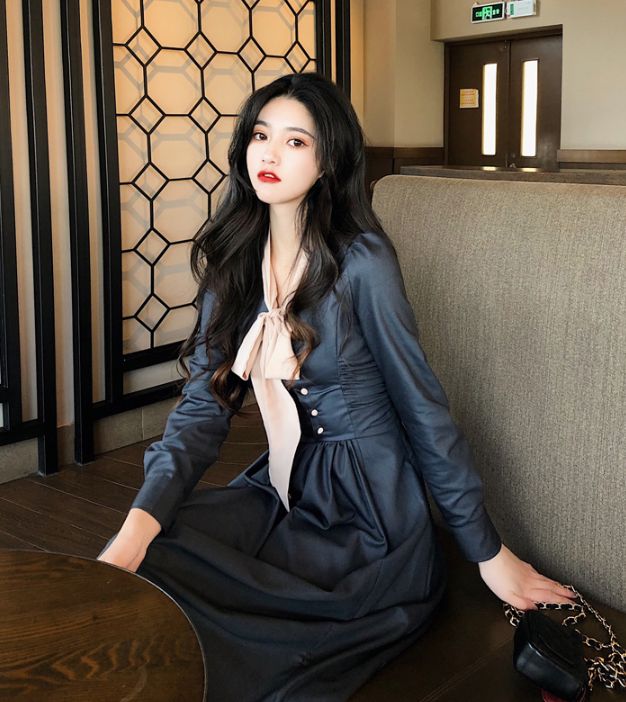 2023法式复古秋冬季气质连衣裙,2022法式复古小众高级感连衣裙