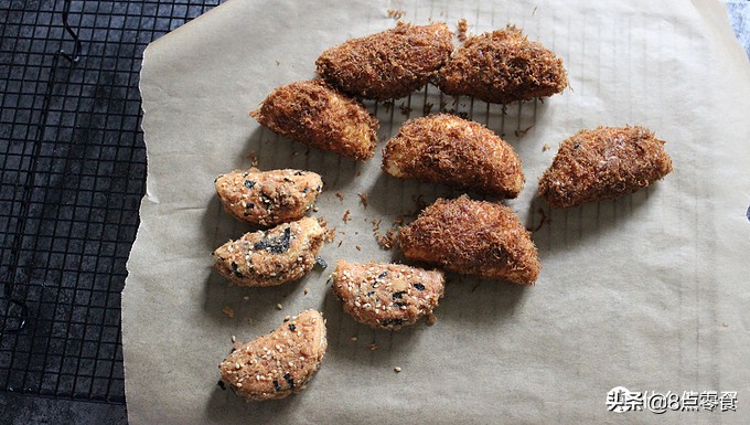 轻松玩烘焙想吃红遍四海八荒的肉松小贝可是又不想排队，自己做