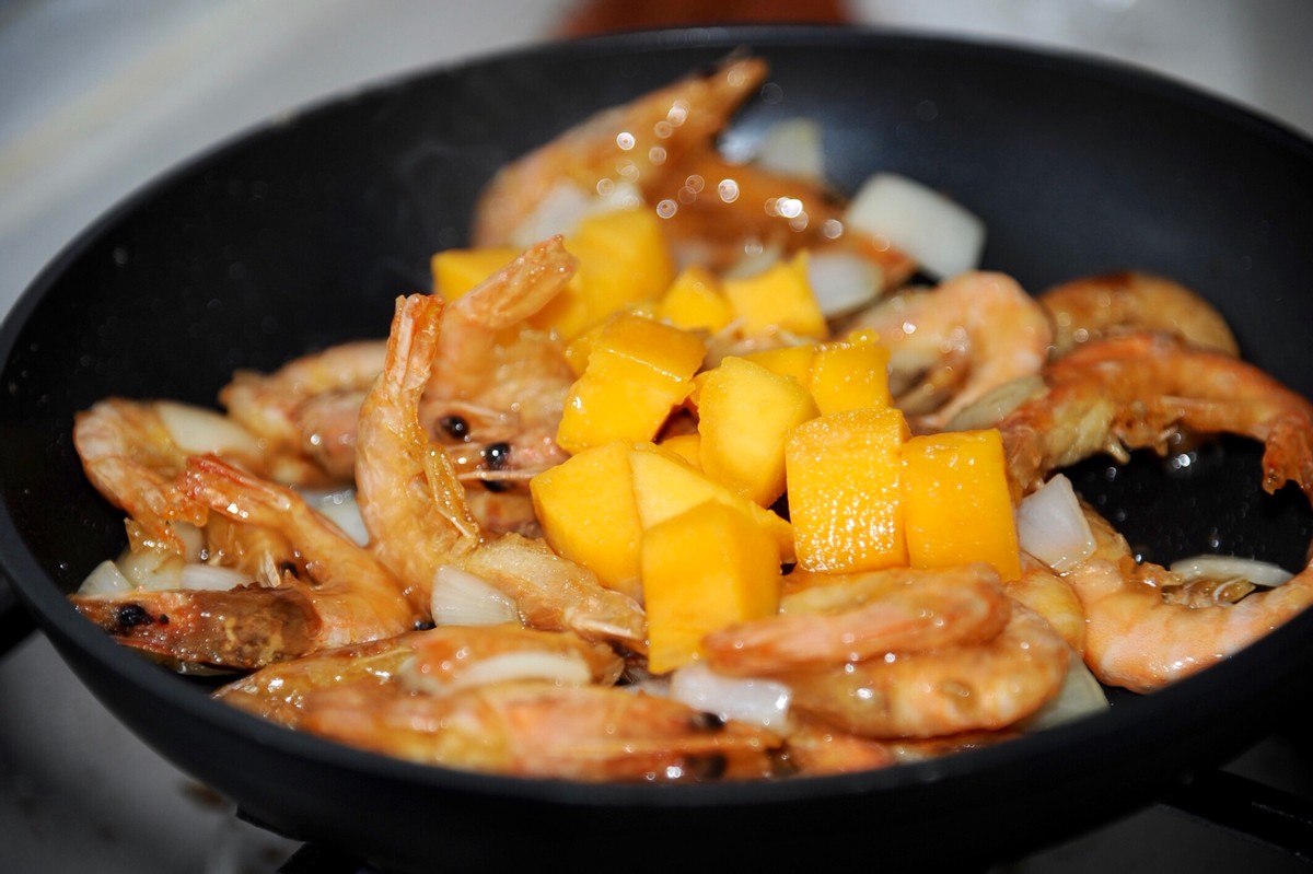 芒果柠檬虾的做法,芒果大虾的做法