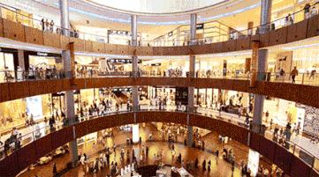 迪拜街头捡到一辆豪车,迪拜豪车坟场里的废弃豪车