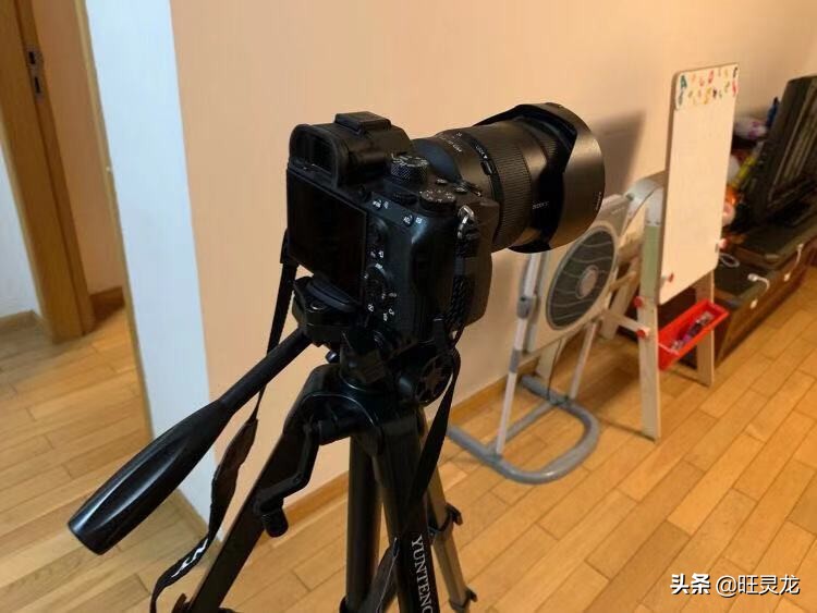 云腾vt-888三脚架怎么使用,云腾1.8三脚架