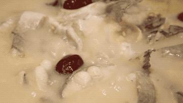 云南蒸汽石锅鱼你吃过吗,云南养生蒸汽石锅鱼