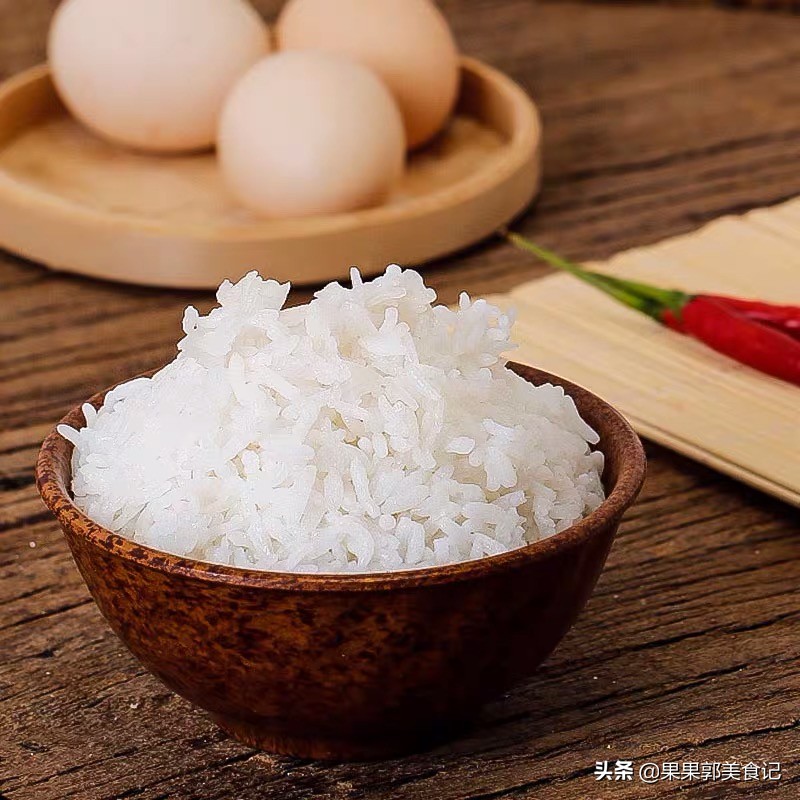 除了郑爽和薇娅卖爆的武汉鸭脖，湖北还有9种吃货不能错过的美食