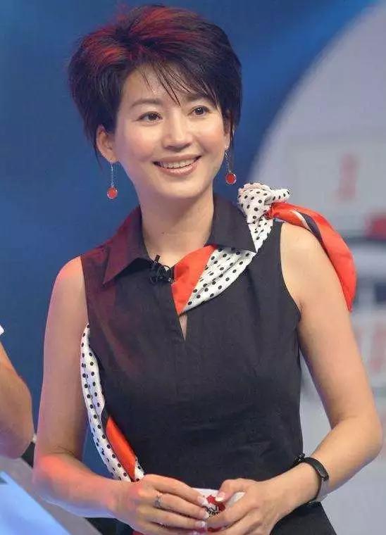 倪萍任鲁豫李思思撒贝宁马凡舒,倪萍李思思撒贝宁任鲁豫谈春晚