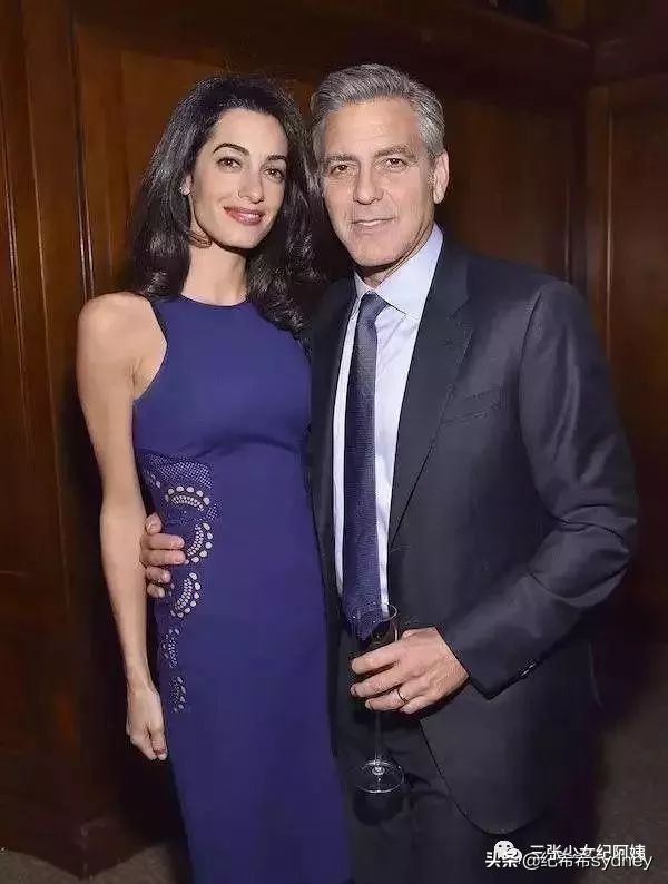 party穿什么风格衣服,年底party礼服