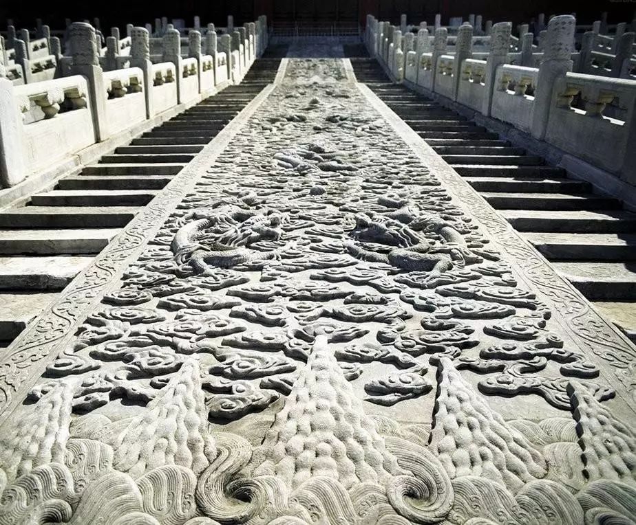 世界上现存最大最完整的木质宫殿,最豪华的宫殿是什么朝代