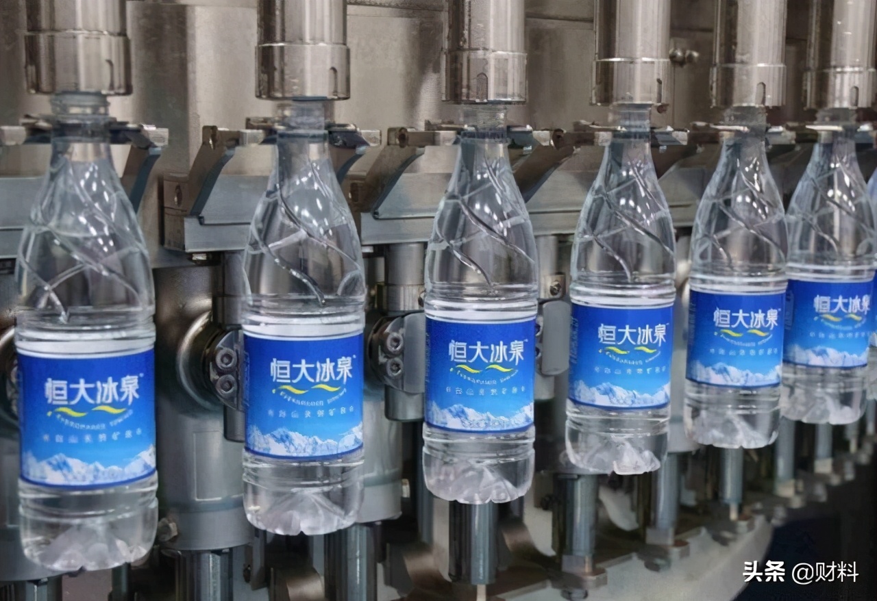 许家印亏空,许家印这几年布局花了多少钱