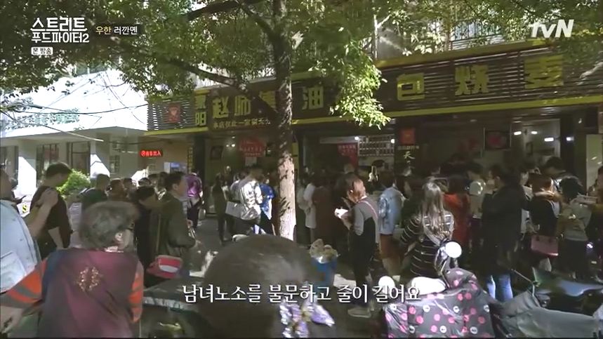 男生想要报警,这种男人暴力报警