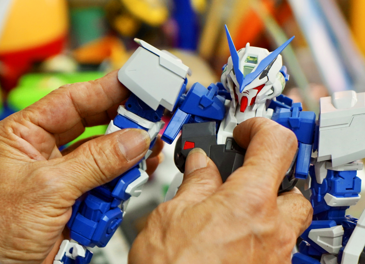 视频|这家开了20多年的宝藏玩具店，守护你我童年梦