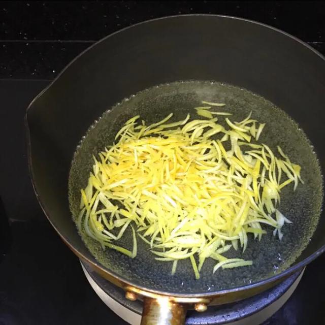 柠檬买得多有什么妙用,柠檬买多了会坏拿来怎么办