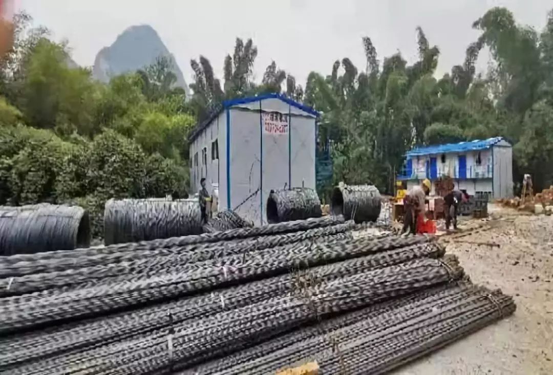 emmmm......网曝桂林一老师投资1700万在漓江边建宾馆，调查结果公布