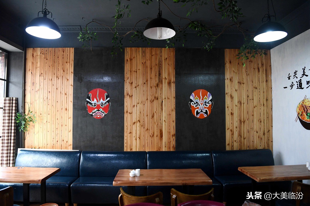 临汾鼓楼美食羊肉泡馍,临汾伊楼牛羊肉泡馍