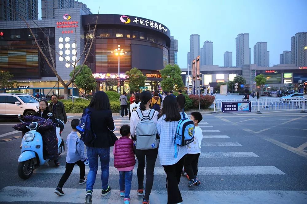 杭州湾的房子在哪里,杭州湾的房子继续持有还是卖掉