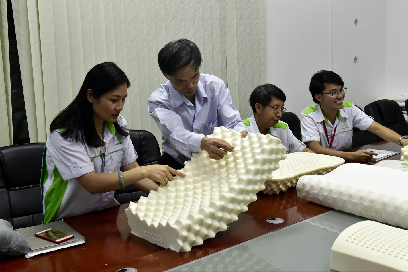 泰国乳胶枕官方旗舰店 (泰国乳胶枕三大品牌与价格)