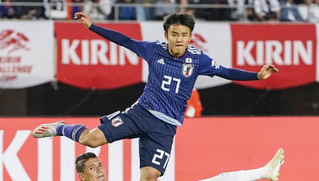 足球梅西球队在哪个国家,足球球星梅西简介